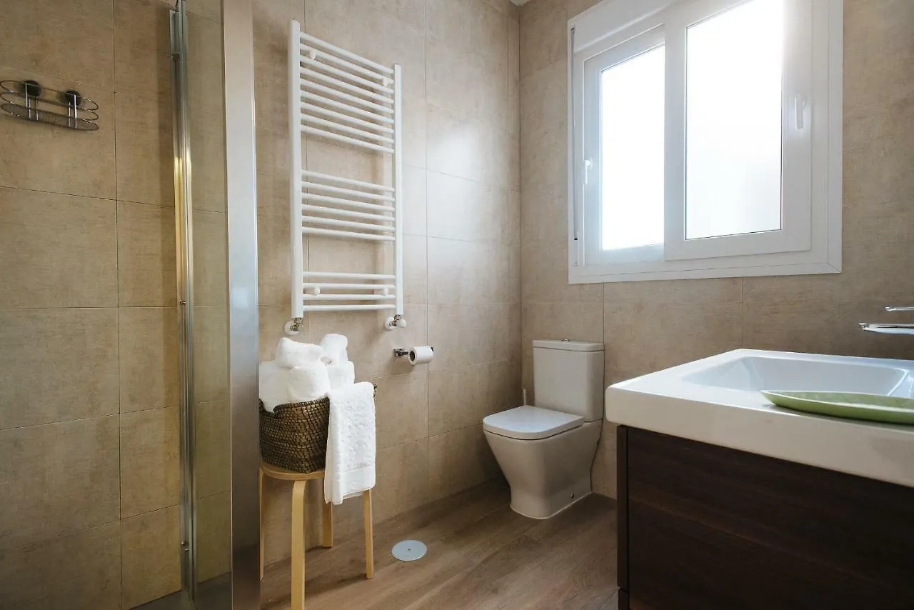 Hostly Aponte Exclusive Apartment-Center-Fibre-Parking Optional-Cless Seville Apartment
