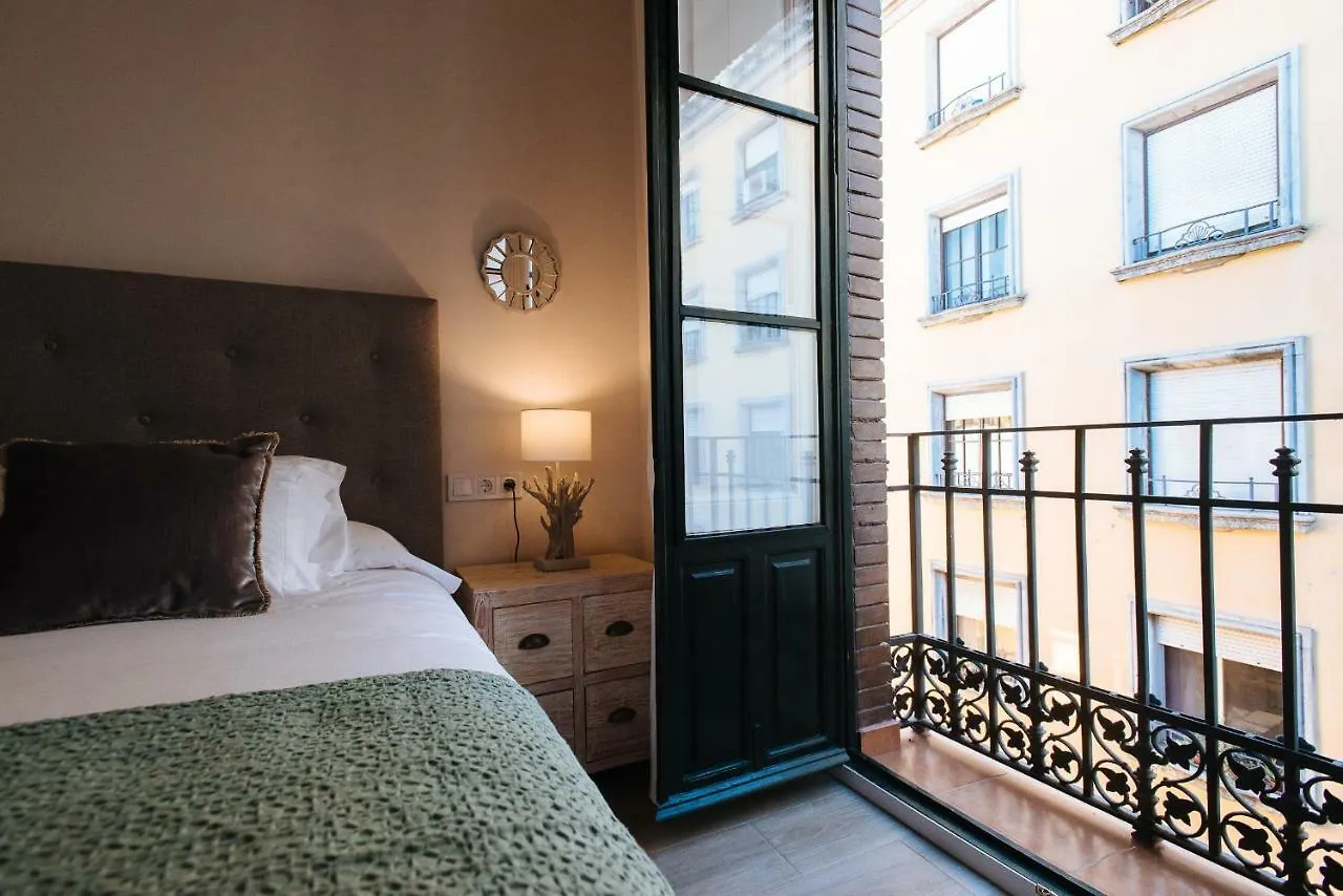 Hostly Aponte Exclusive Apartment-Center-Fibre-Parking Optional-Cless Seville Spain