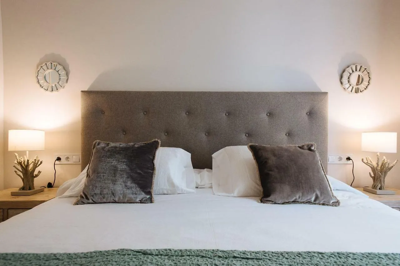 Apartment Hostly Aponte Exclusive Apartment-Center-Fibre-Parking Optional-Cless Seville Spain