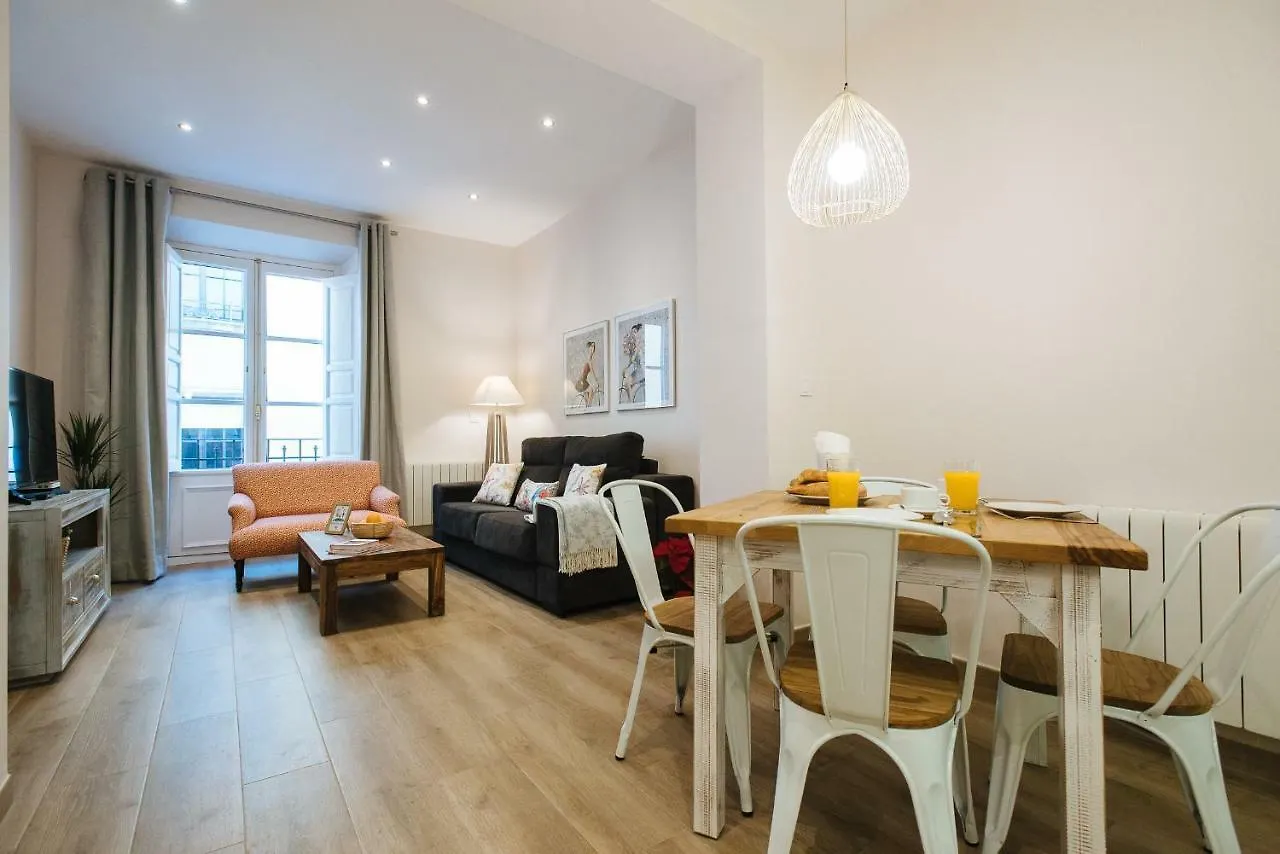 Apartment Hostly Aponte Exclusive Apartment-Center-Fibre-Parking Optional-Cless Seville