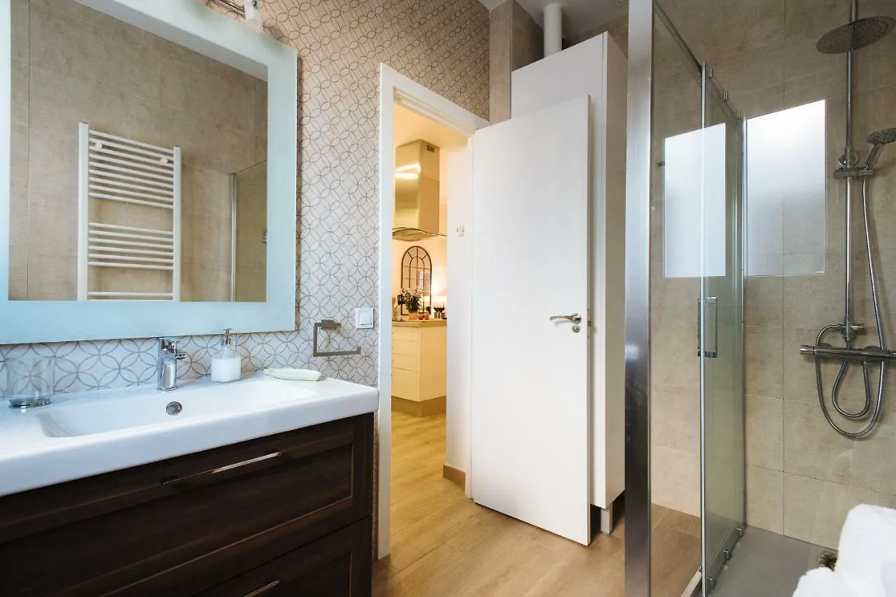 Apartment Hostly Aponte Exclusive Apartment-Center-Fibre-Parking Optional-Cless Seville